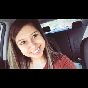 Meet your Posher, Brianna